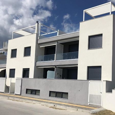 Thalassa Apartment Néa Péramos 외부 사진